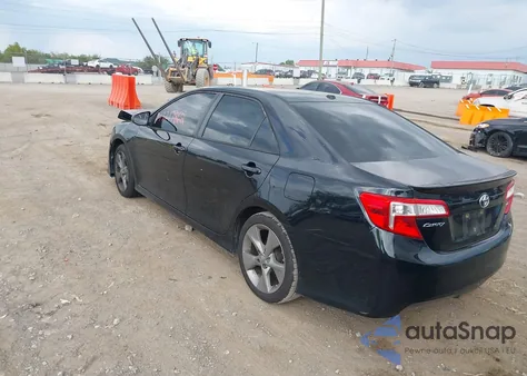 2012 Toyota Camry Se V6 z USA, uszkodzony, nr VIN 4T1BK1FK3CU005560
